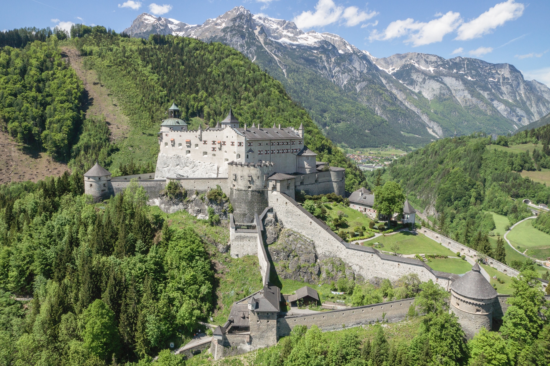 werfenweng-burg-hohenwerfen